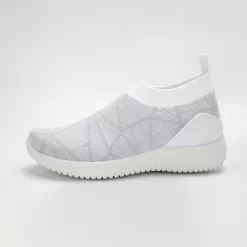 Mio Marino's Women's Casual Slip On Sneakers With Breathable Mesh