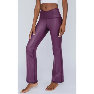 90 Degree By Reflex Interlink High Shine Cire Elastic Free Crossover V-Back Flared Leg Yoga Pants - Image 11