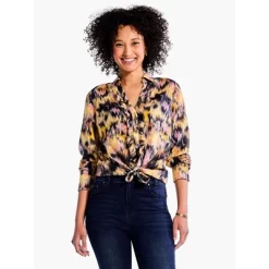 NIC + ZOE Dreamy Refined Ruffle Shirt